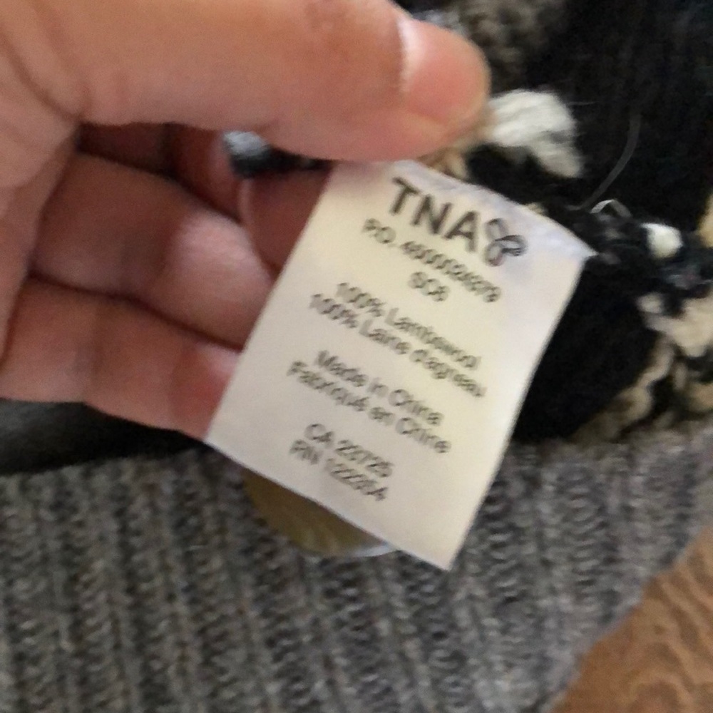 Aritzia TNA long lambwool sweater jacket - Picture 7 of 13